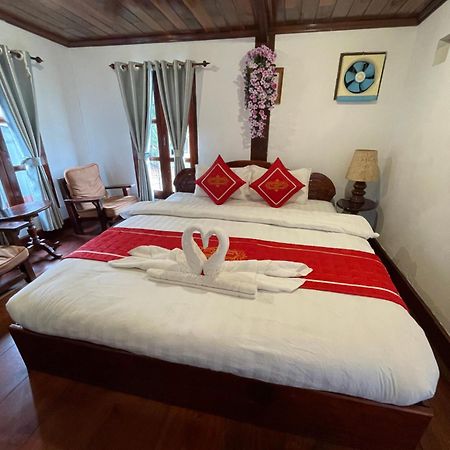 Luang Prabang - Villa Ouis Namkhan Riverside 2 Екстер'єр фото