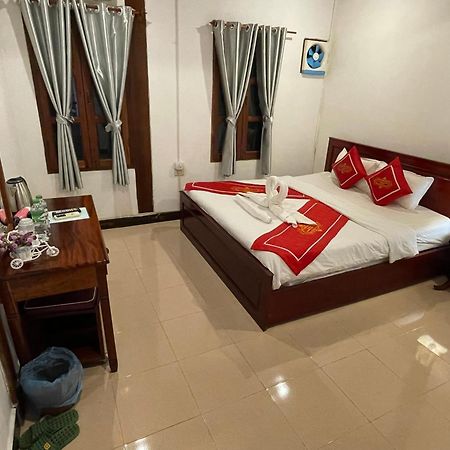 Luang Prabang - Villa Ouis Namkhan Riverside 2 Екстер'єр фото