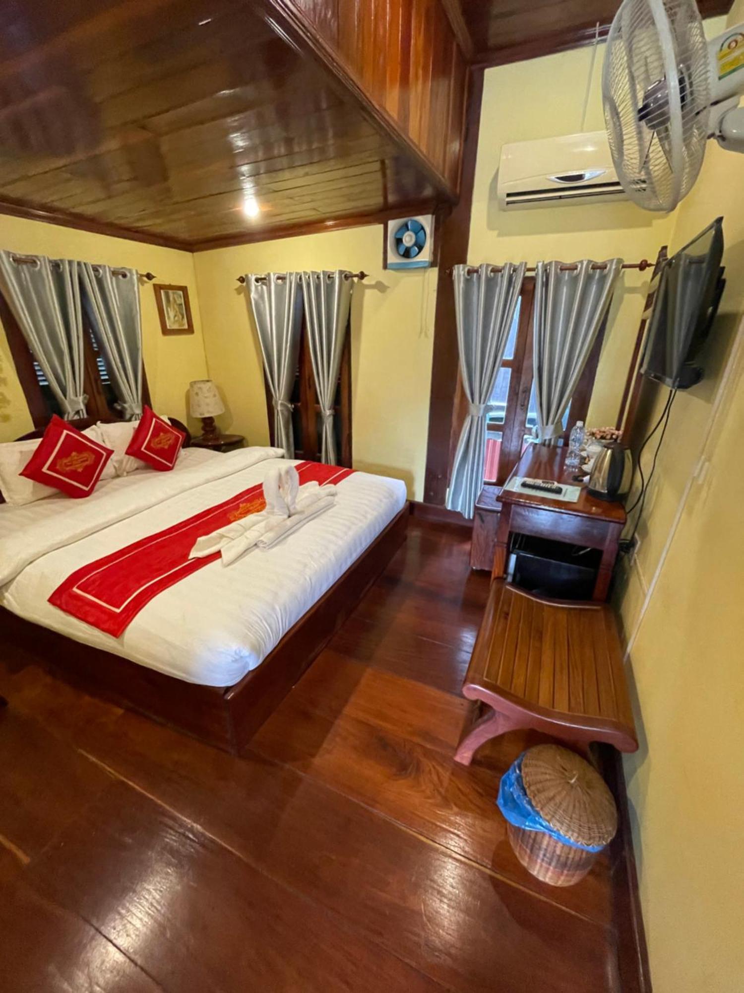 Luang Prabang - Villa Ouis Namkhan Riverside 2 Екстер'єр фото