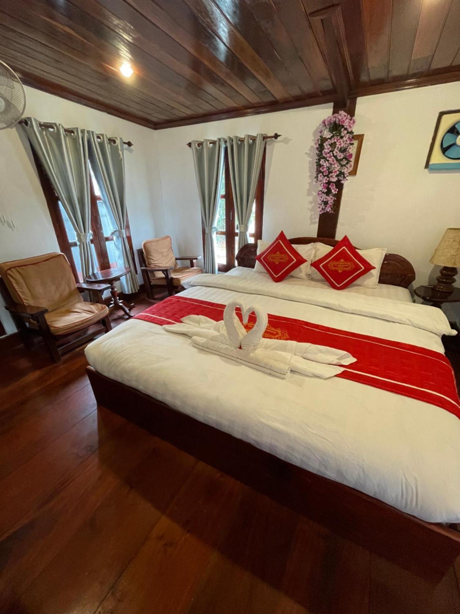 Luang Prabang - Villa Ouis Namkhan Riverside 2 Екстер'єр фото