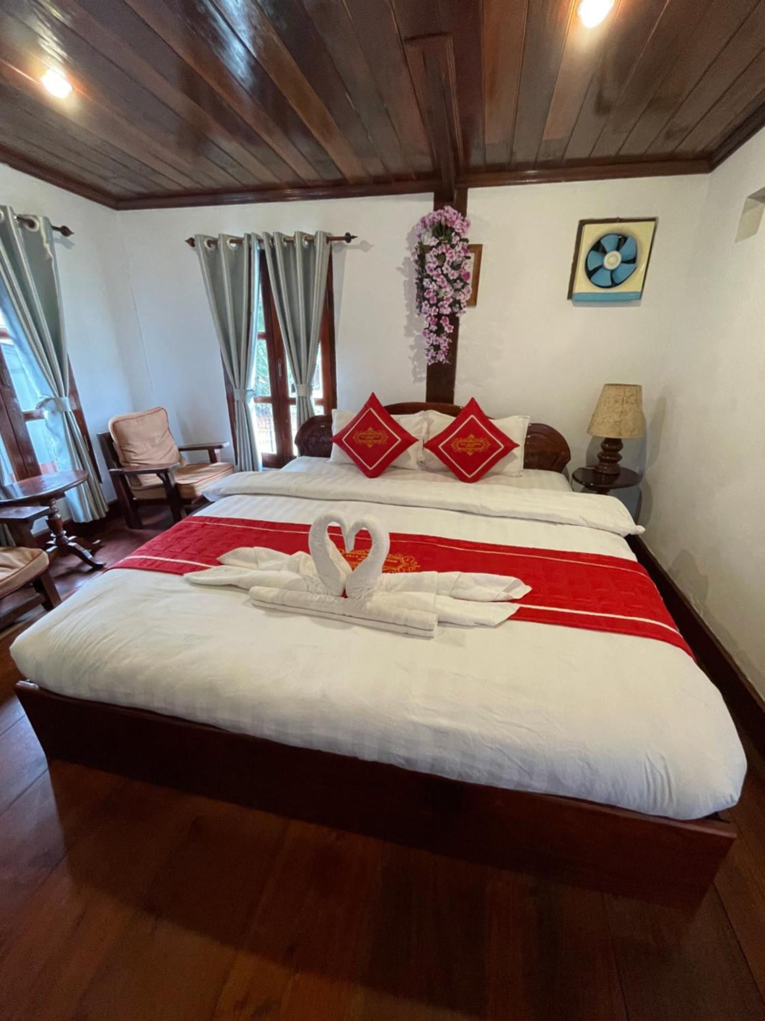 Luang Prabang - Villa Ouis Namkhan Riverside 2 Екстер'єр фото