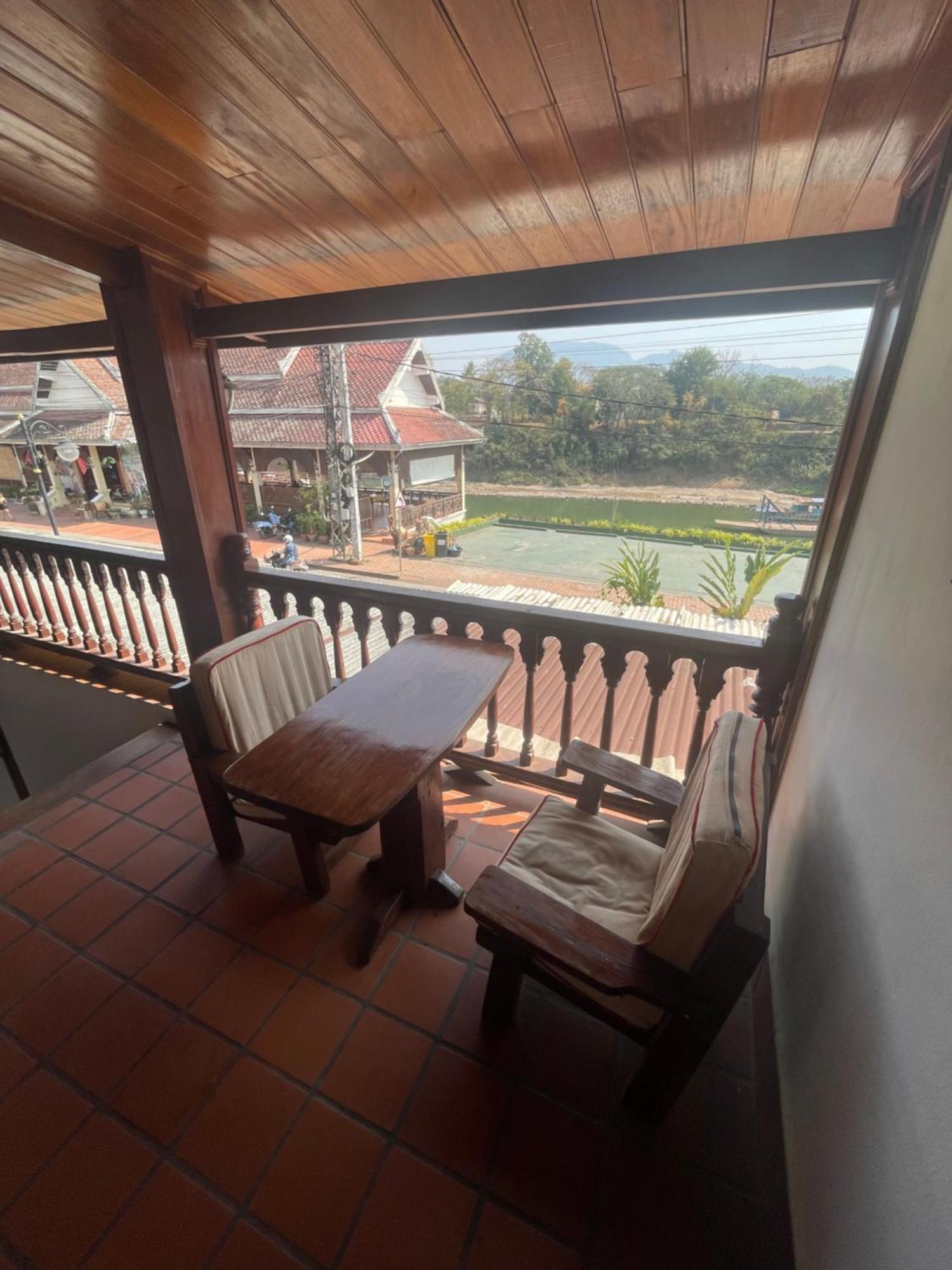 Luang Prabang - Villa Ouis Namkhan Riverside 2 Екстер'єр фото